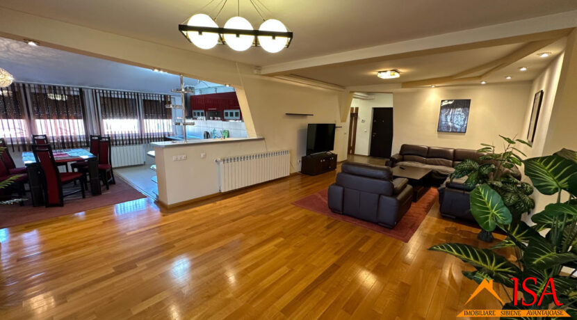 apartament 3 camere