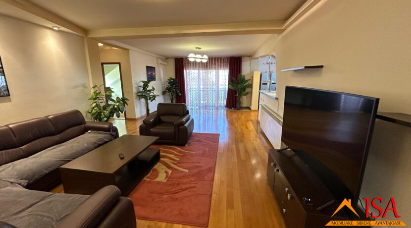apartament 3 camere