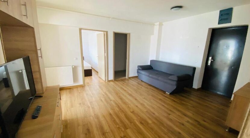 apartament 3 camere decomandat
